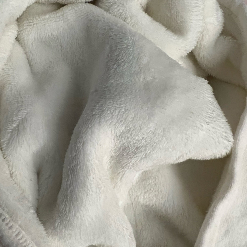 (Brand: Athletic Works) (Size: M (8-10)